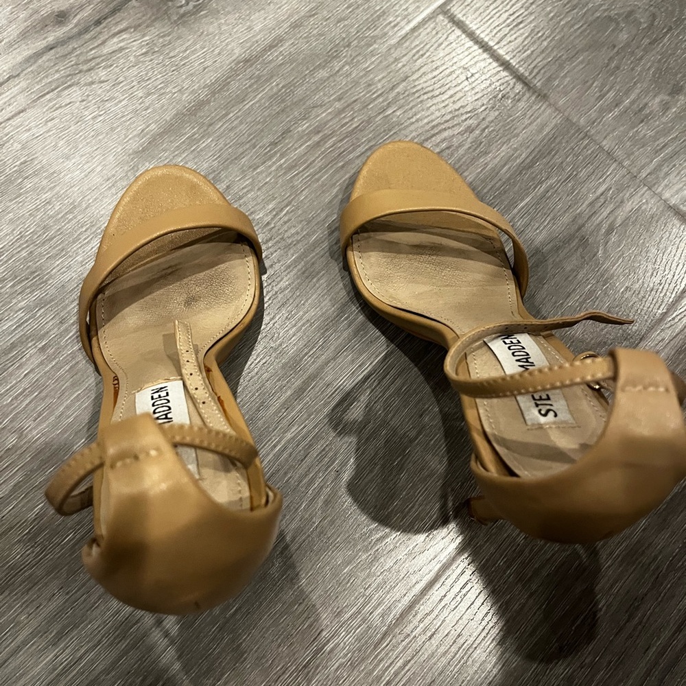 Beige strappy heeled sandal